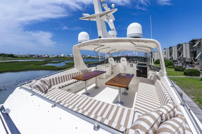 Sugar Bear Yacht Photos Pics 