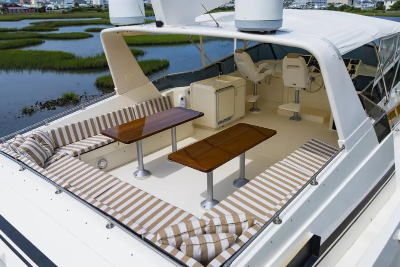 Sugar Bear Yacht Photos Pics 