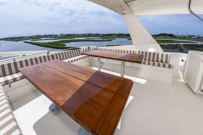 Sugar Bear Yacht Photos Pics 