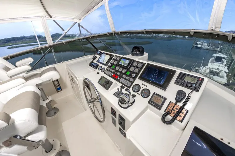 Sugar Bear Yacht Photos Pics 