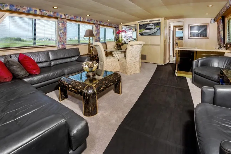 Sugar Bear Yacht Photos Pics 