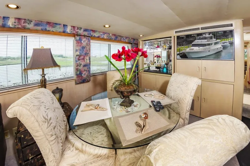 Sugar Bear Yacht Photos Pics 