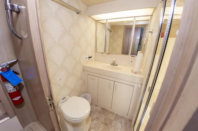 Sugar Bear Yacht Photos Pics 