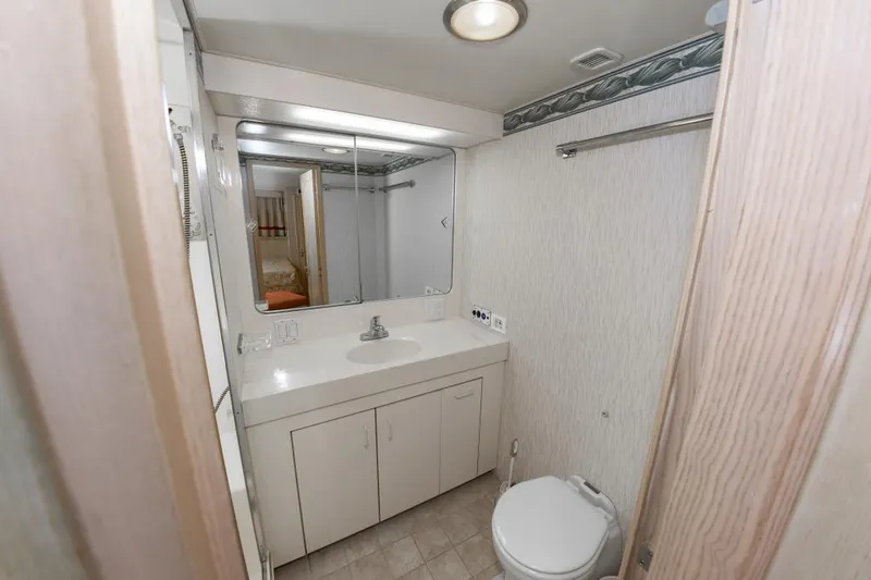 Sugar Bear Yacht Photos Pics 