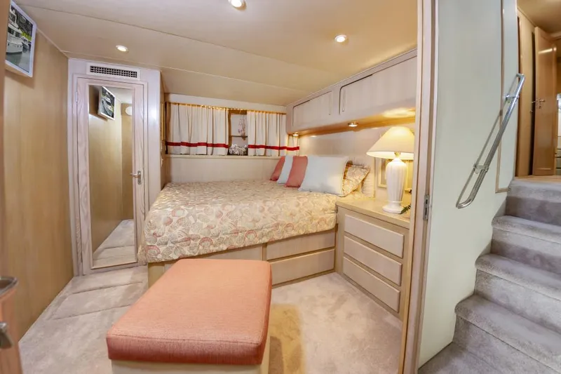 Sugar Bear Yacht Photos Pics 