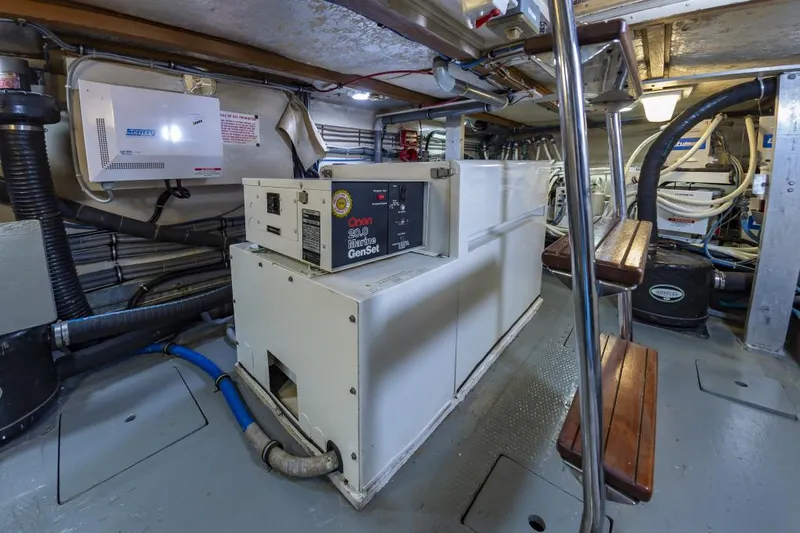 Sugar Bear Yacht Photos Pics 