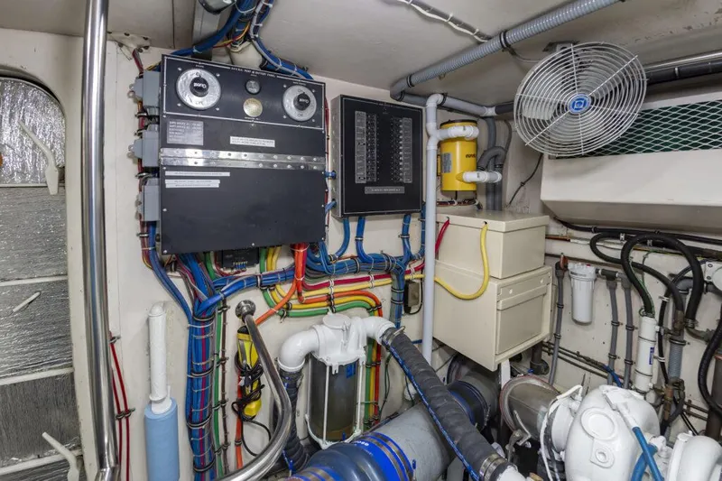 Sugar Bear Yacht Photos Pics 