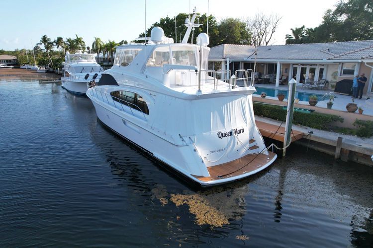 2008 Hatteras 64 