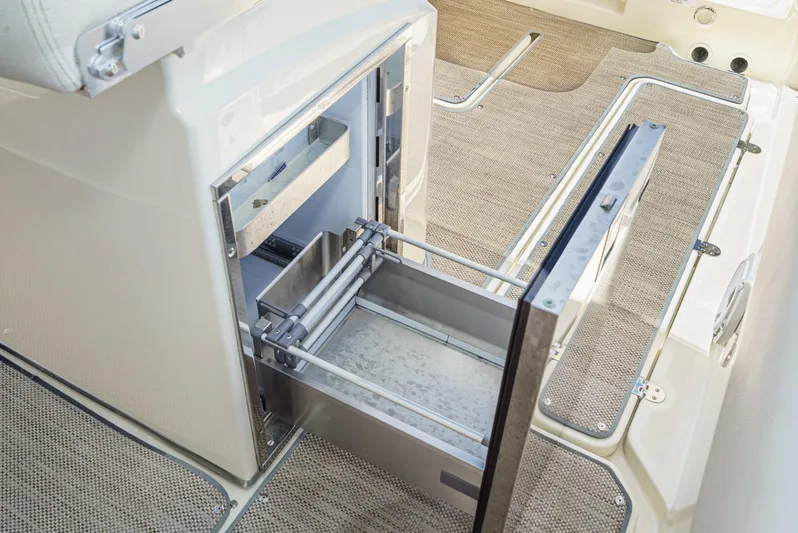 Felicita Bambino Yacht Photos Pics 