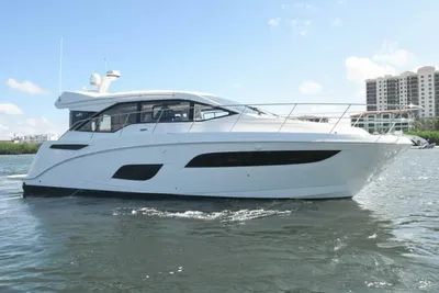 Sea Ray 460 Sundancer