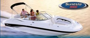 2003 Chaparral Sunesta 263