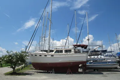 Island Trader 40 Motor Sailor