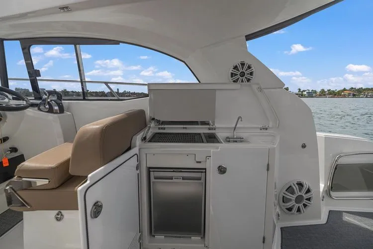 Our Trade Yacht Photos Pics 2016 Jeanneau Leader 36 - Image 13