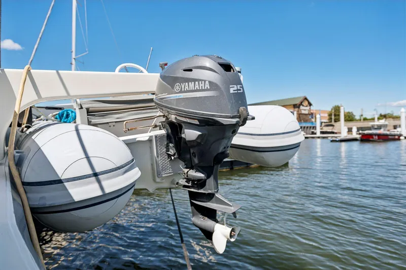 Navitas Yacht Photos Pics Yamaha 25 outboard motor on 2019 Itacatamarans 14.99, docked at marina.