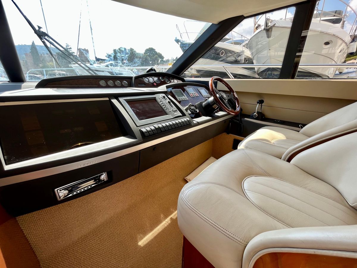2005 Princess 43 