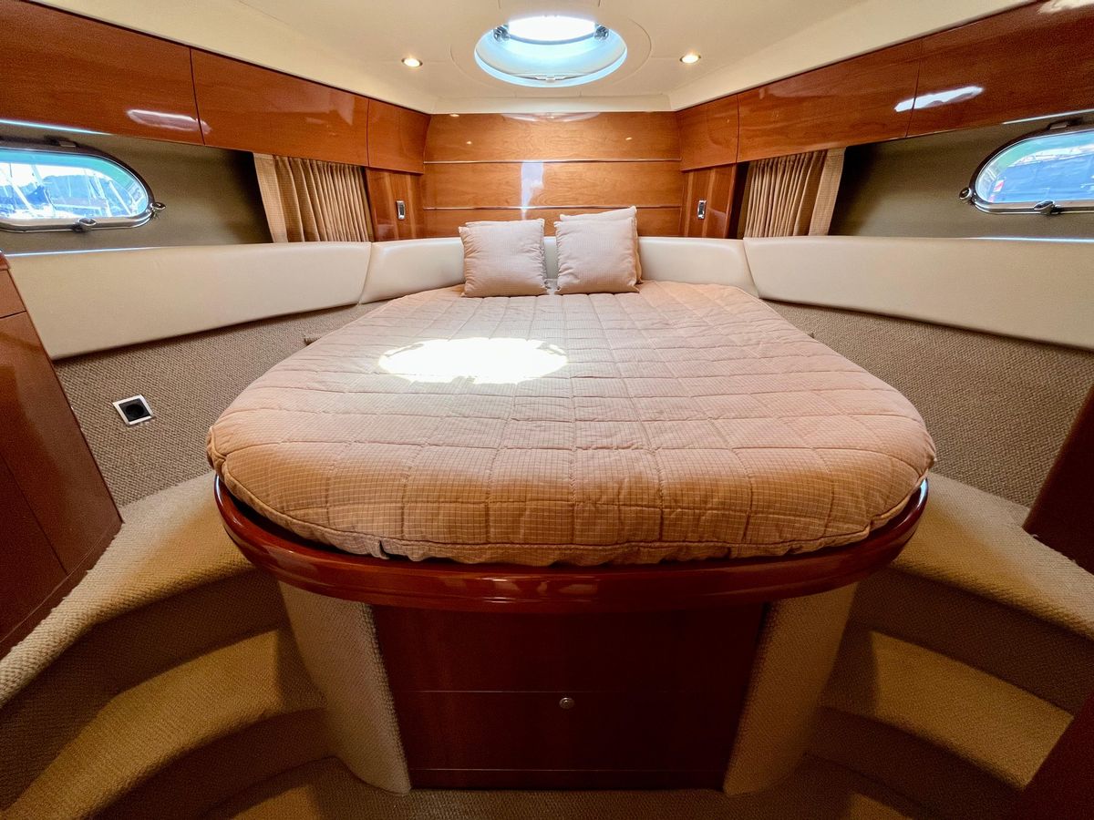 2005 Princess 43 