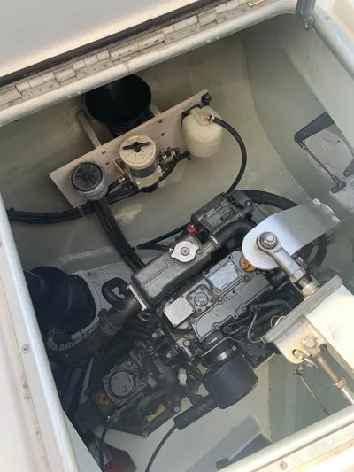 Summersalt Yacht Photos Pics 