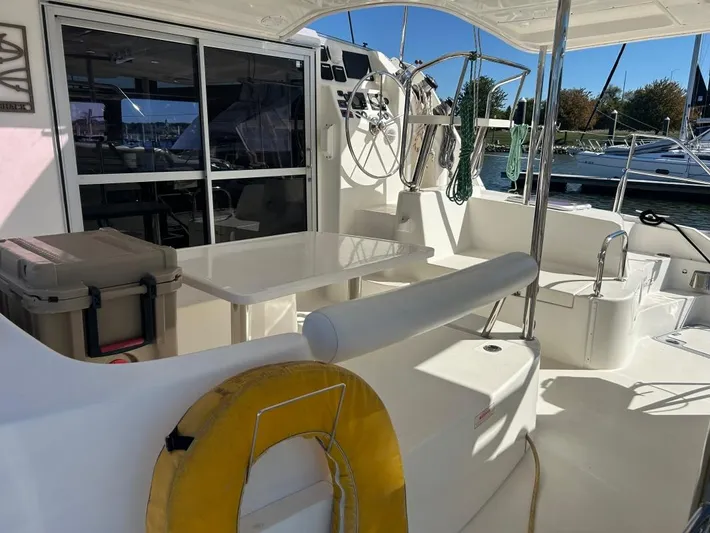 Summersalt Yacht Photos Pics 