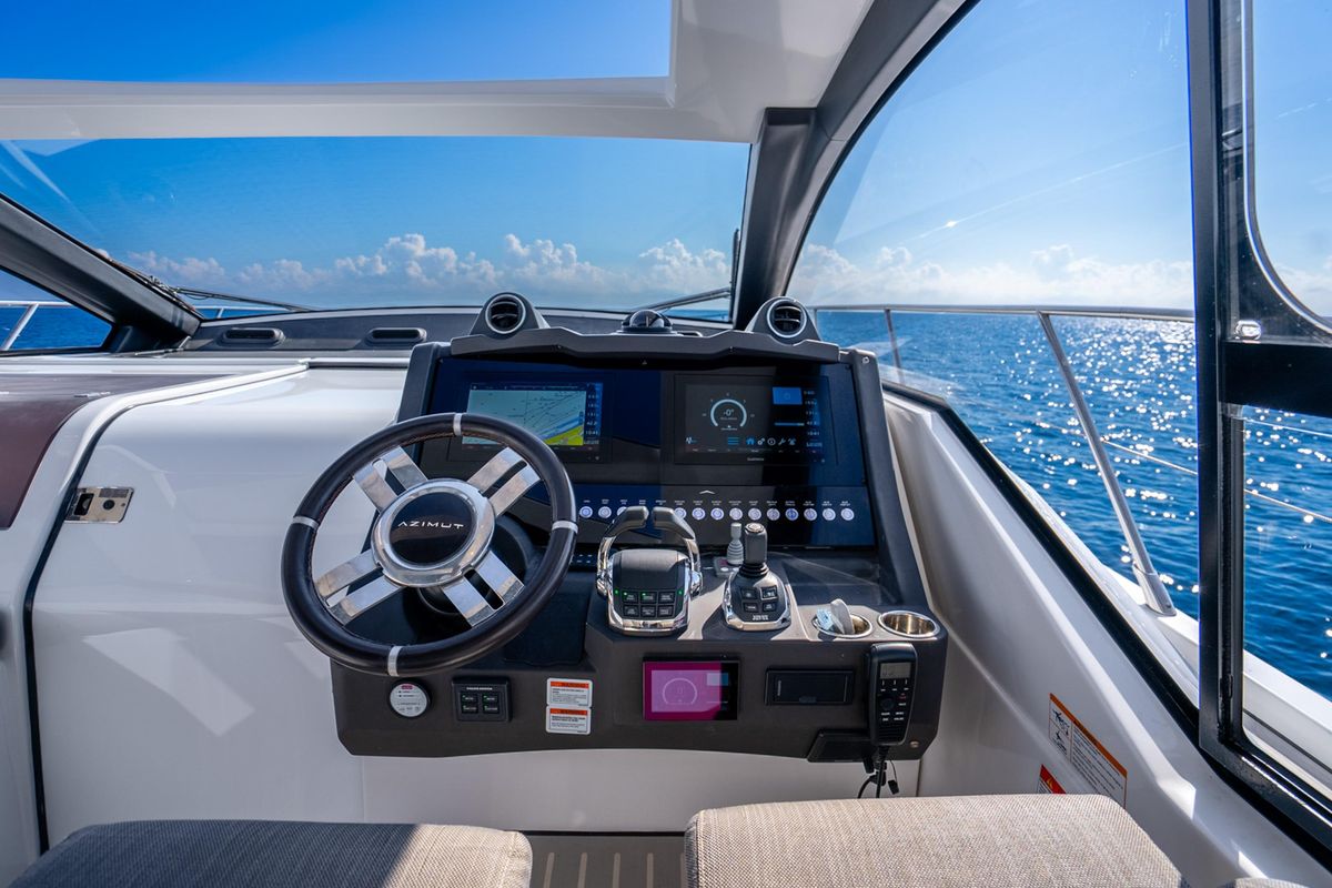 2021 Azimut 53 