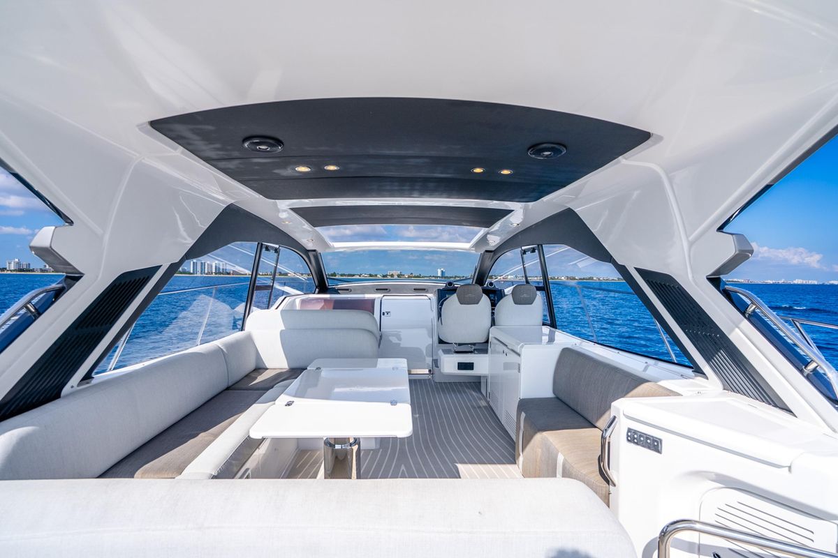 2021 Azimut 53 