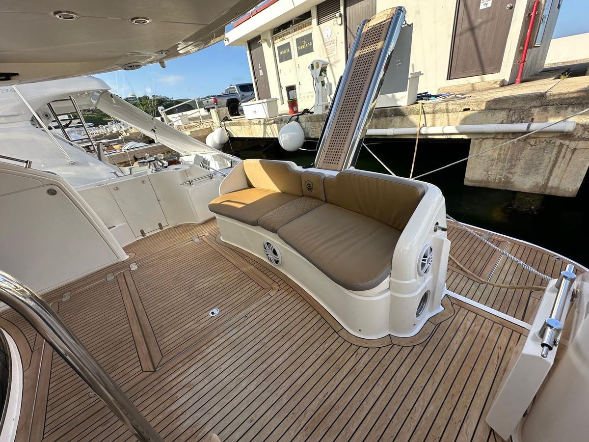 2006 Fairline 58 