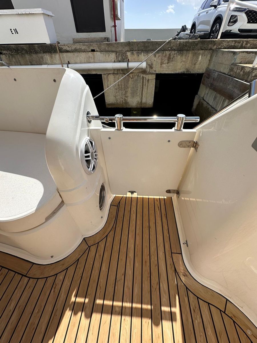 2006 Fairline 58 