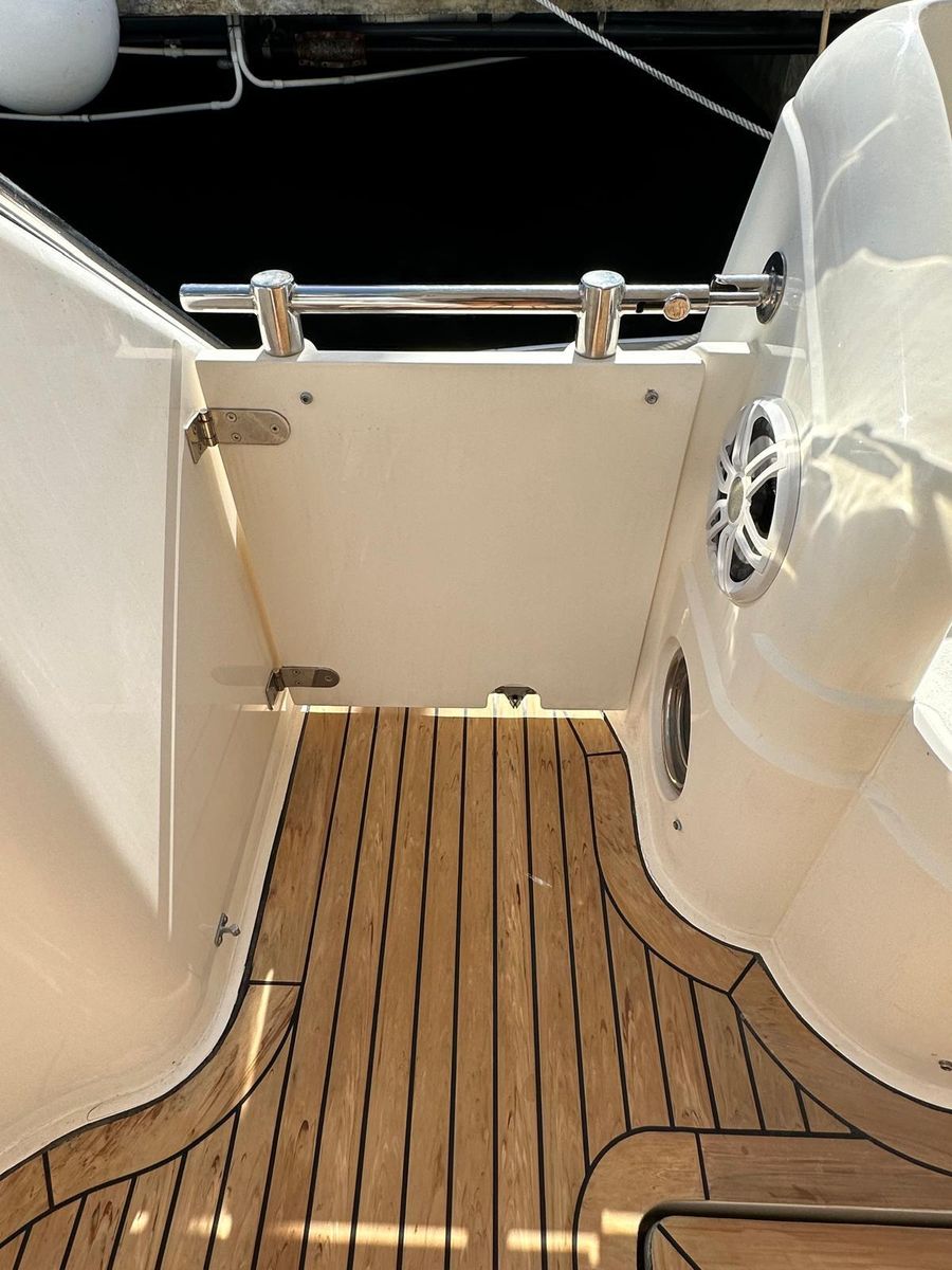 2006 Fairline 58 