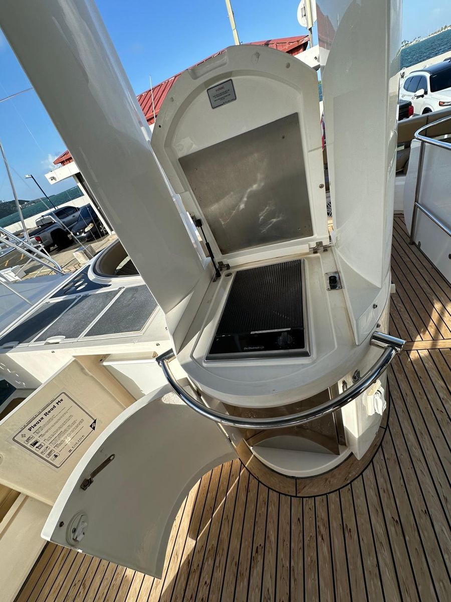 2006 Fairline 58 