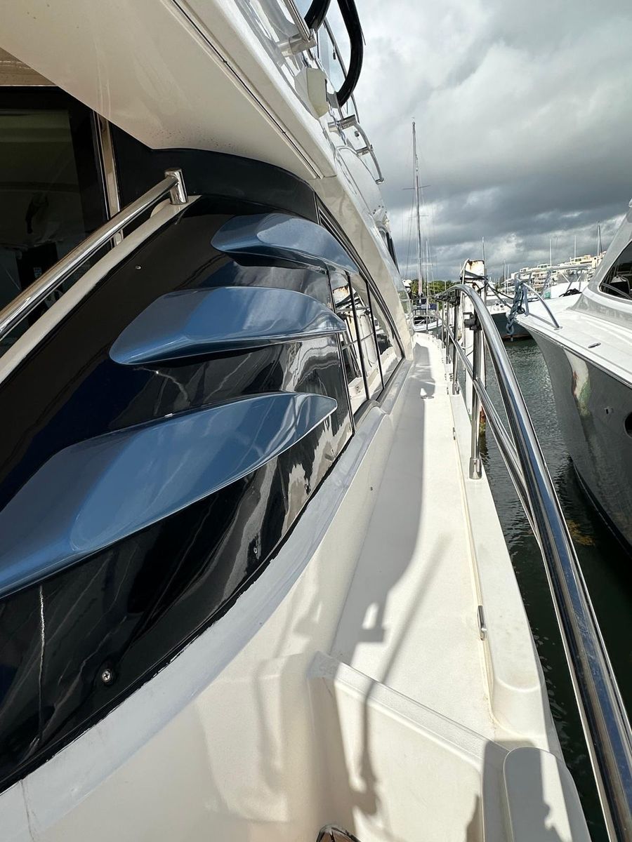 2006 Fairline 58 