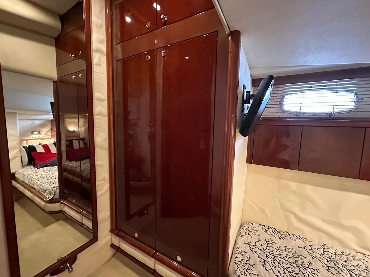 2006 Fairline 58 