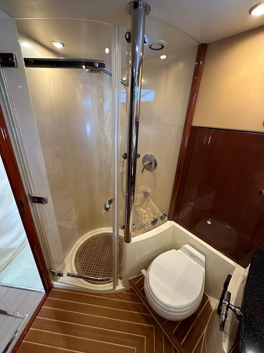 2006 Fairline 58 