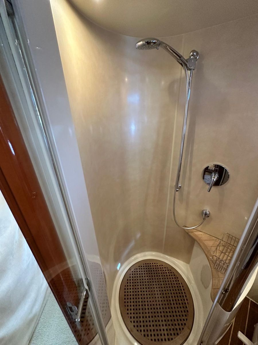 2006 Fairline 58 