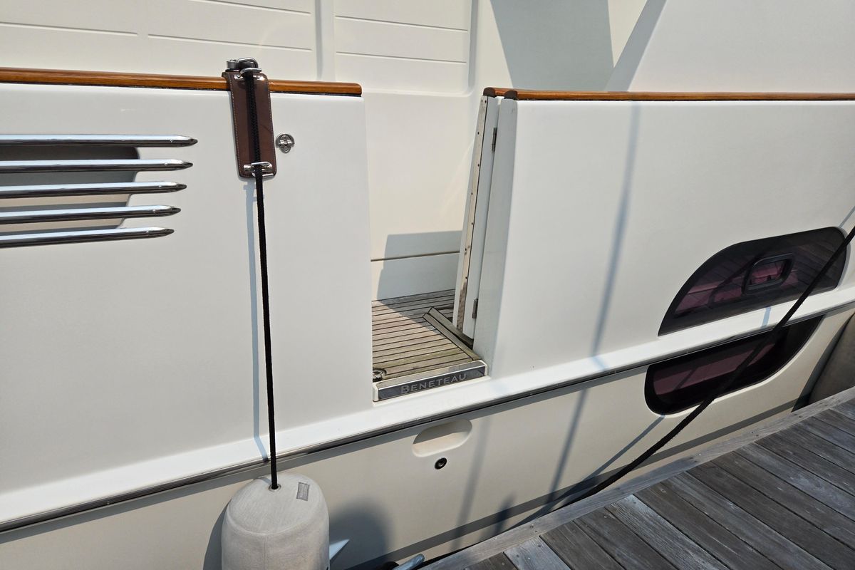 2012 Beneteau 52 