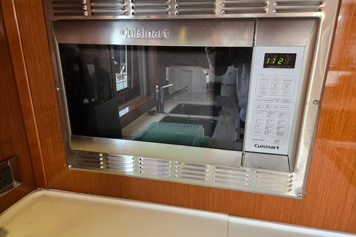 2012 Beneteau 52 