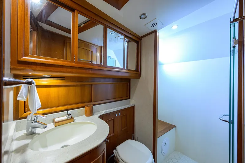 Teal Aweigh Yacht Photos Pics 