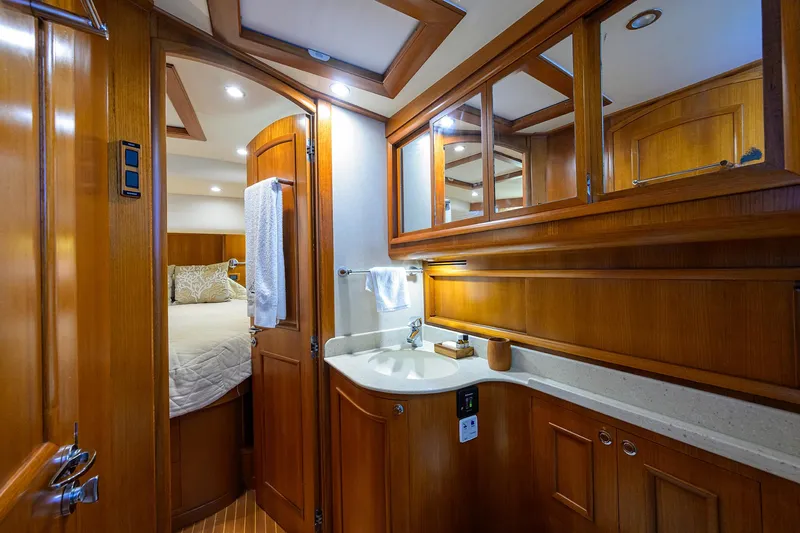 Teal Aweigh Yacht Photos Pics 