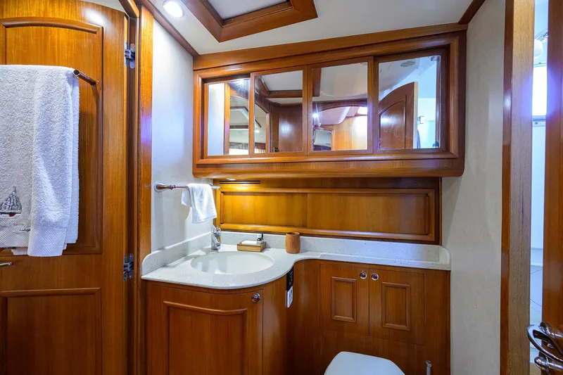 Teal Aweigh Yacht Photos Pics 