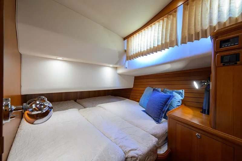 Teal Aweigh Yacht Photos Pics 