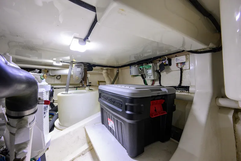 Teal Aweigh Yacht Photos Pics 