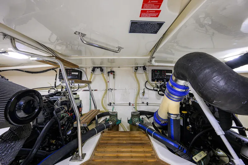 Teal Aweigh Yacht Photos Pics 