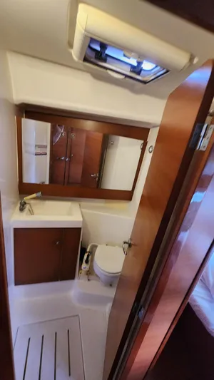 Zoe Yacht Photos Pics Dufour 410