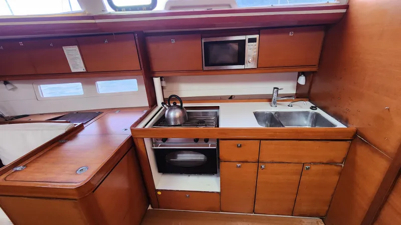 Zoe Yacht Photos Pics Dufour 410