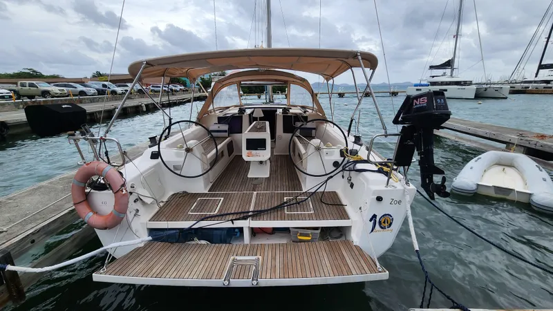 Zoe Yacht Photos Pics Dufour 410