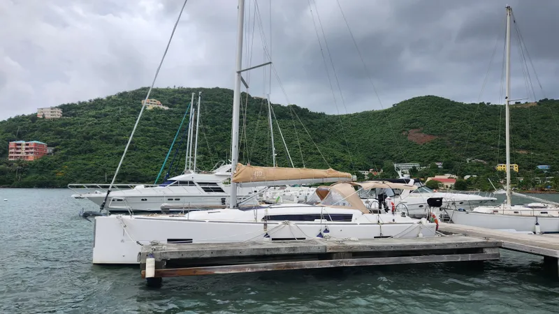 Zoe Yacht Photos Pics Dufour 410