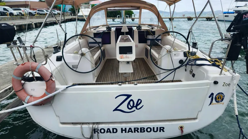 Zoe Yacht Photos Pics Dufour 410