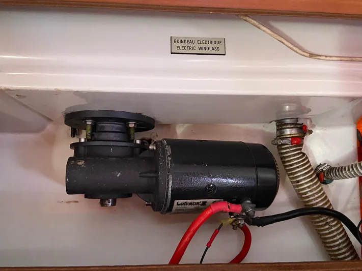 Zoe Yacht Photos Pics Dufour 410