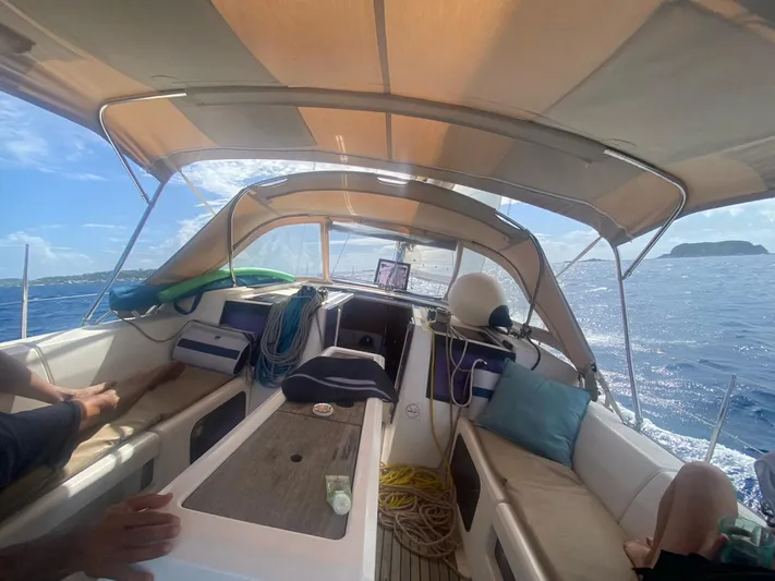 Zoe Yacht Photos Pics Dufour 410