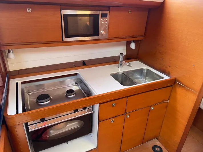 Zoe Yacht Photos Pics Dufour 410