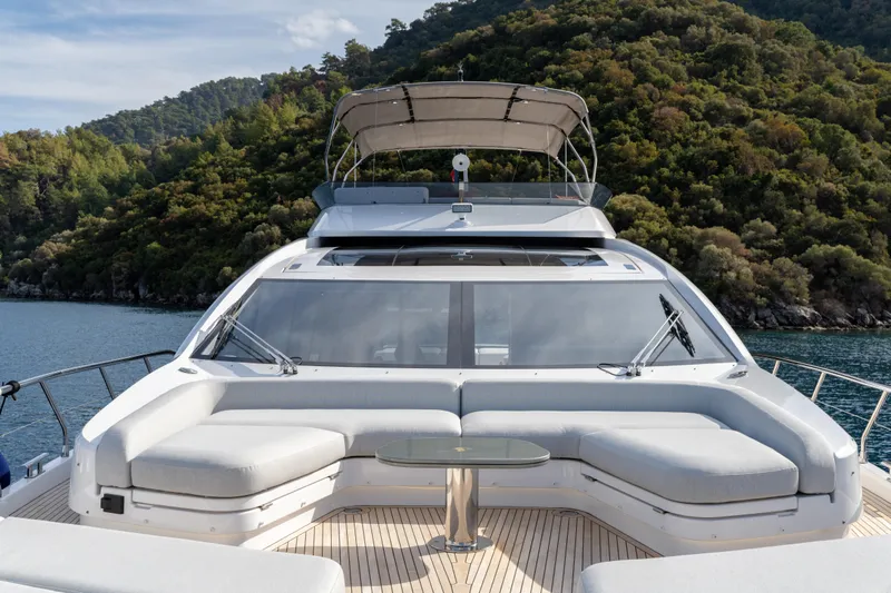 King Liam Yacht Photos Pics 