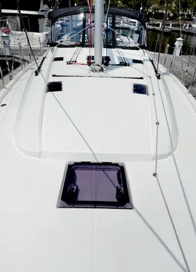  Yacht Photos Pics 2023 Beneteau Oceanis 40.1 yacht deck, featuring sleek design and modern fittings.